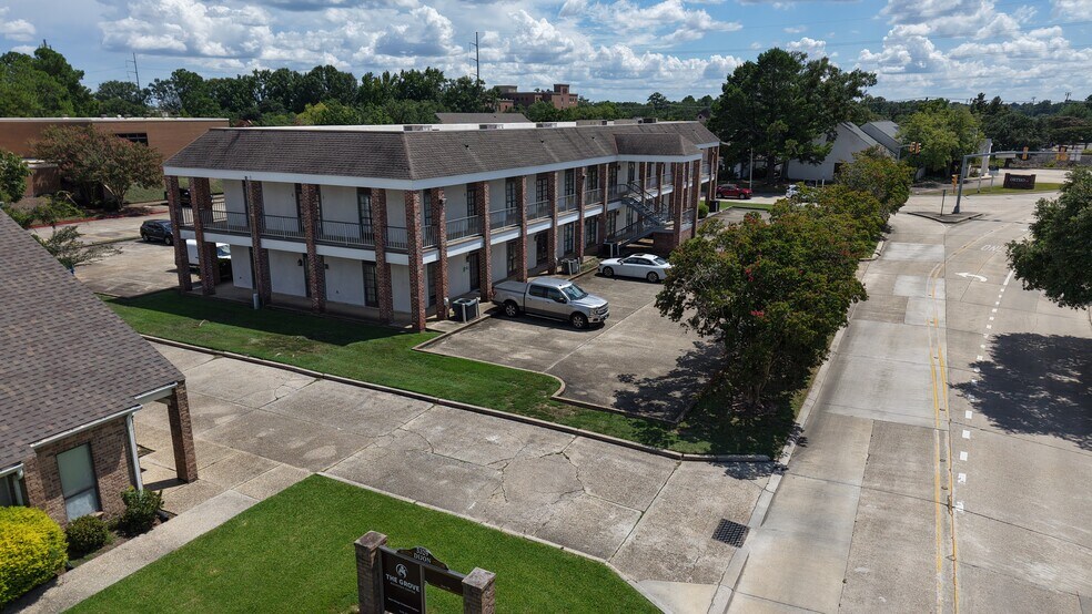 More Photos Of 7423 Picardy Ave, Baton Rouge Medical For Lease