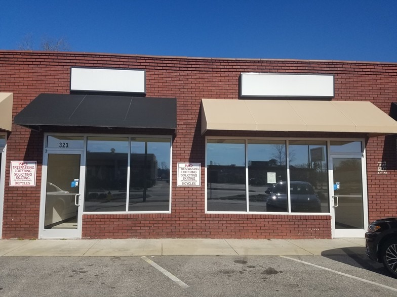 More Photos Of 319-327 Person St, Fayetteville Storefront For Lease