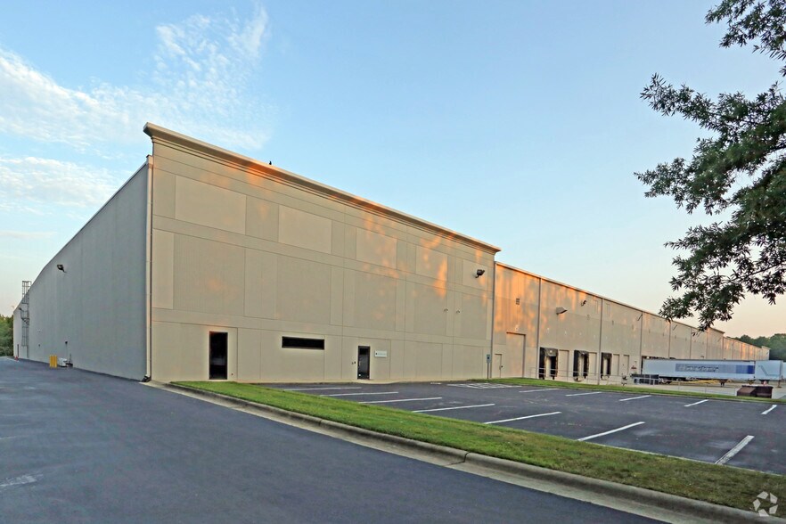 More Photos Of 5104 Chin Page Rd, Durham Warehouse For Lease