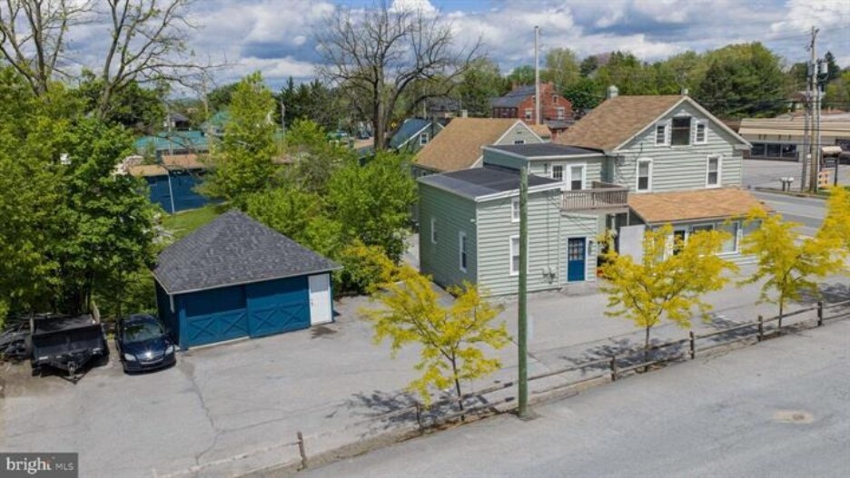 More Photos Of 936-940 Lititz Pike, Lititz Flex For Sale