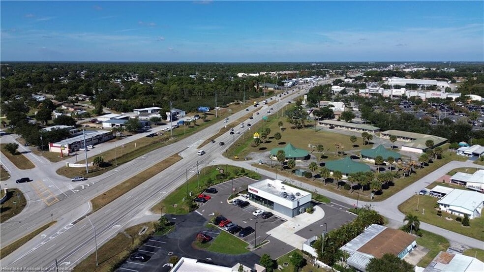 More Photos Of 32379 Broadway St, Sebring Storefront For Sale