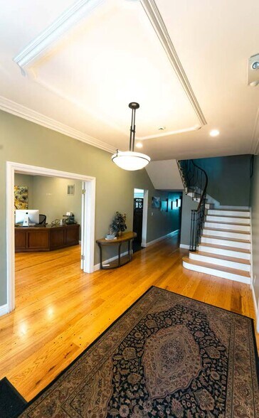 More Photos Of 5371 Kietzke Ln, Reno Office For Sale