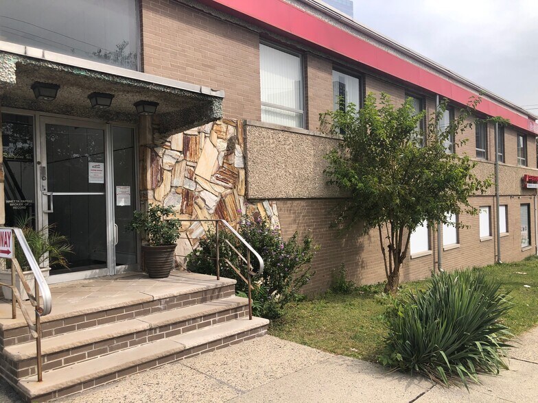 More Photos Of 1625 Lemoine Ave, Fort Lee Storefront Retail Office For Lease