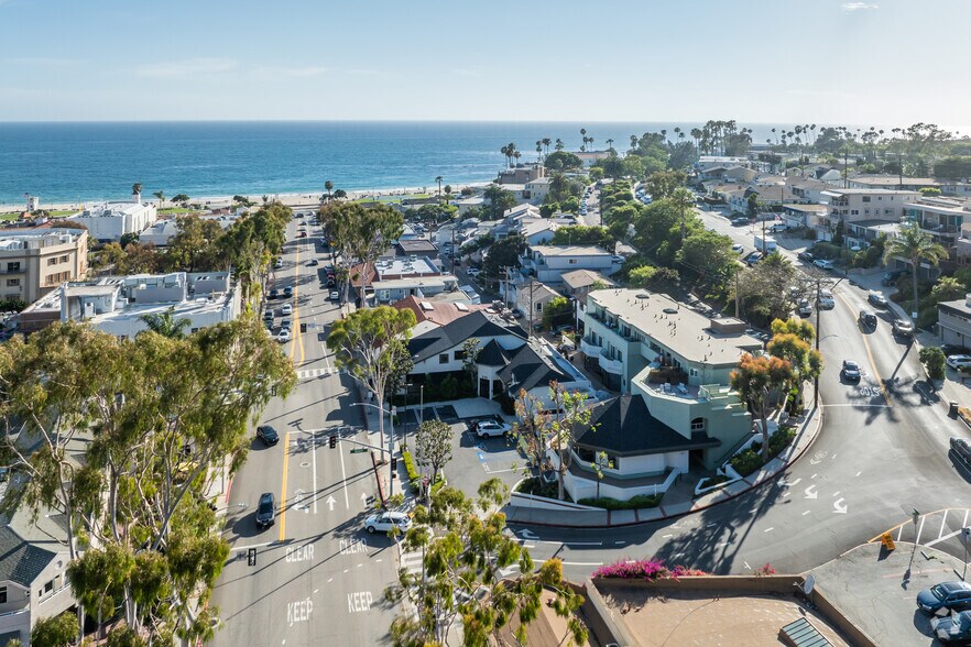 More Photos Of 310 Broadway St, Laguna Beach Storefront Retail Office For Sale