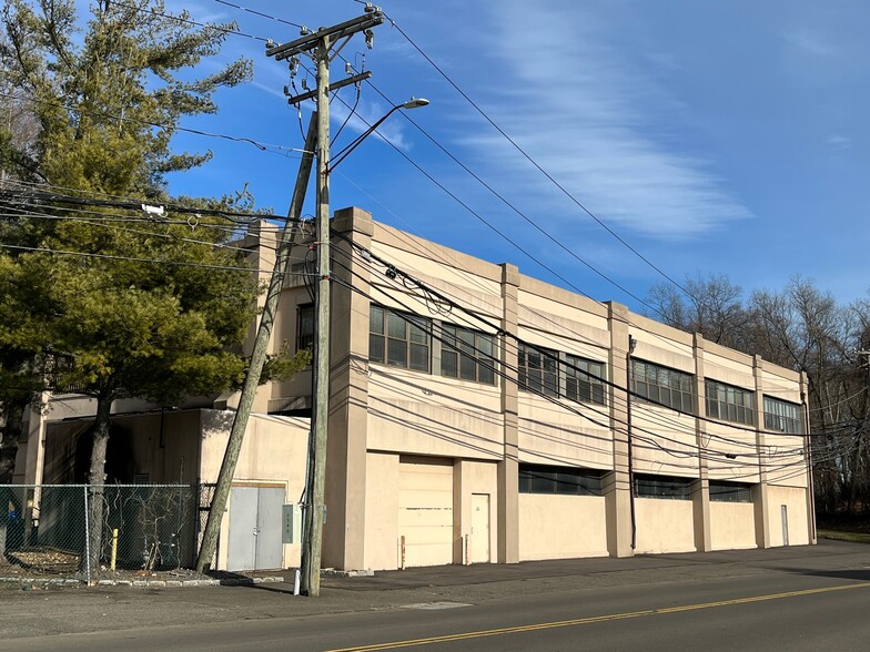 More Photos Of 231 Wilson Ave, Norwalk Industrial For Sale