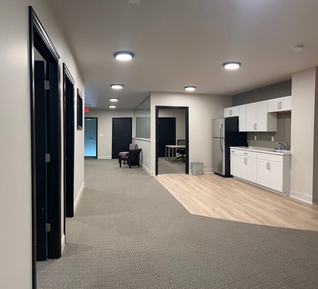 More Photos Of 184 North Ave E, Cranford Office For Lease