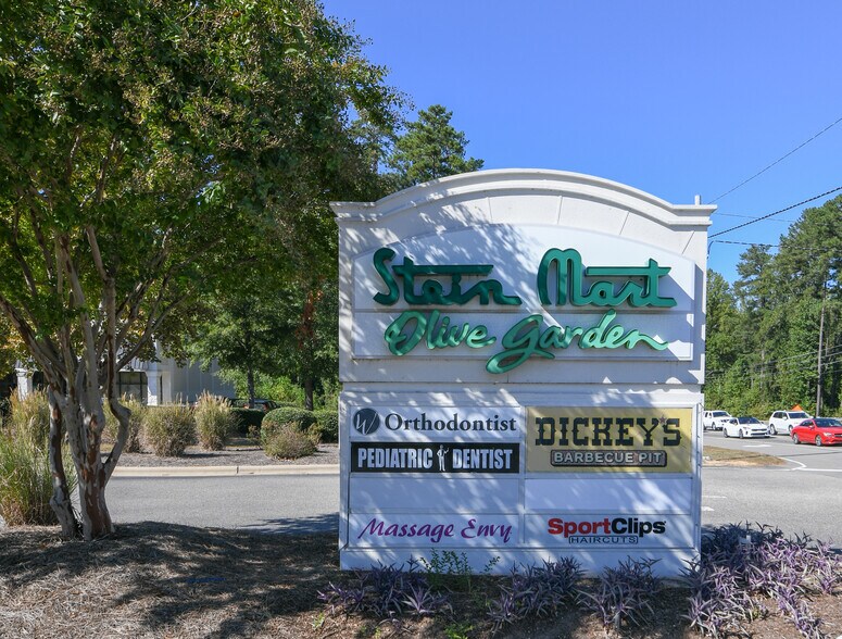 More Photos Of 10564 US Hwy 15-501, Southern Pines Unknown For Lease