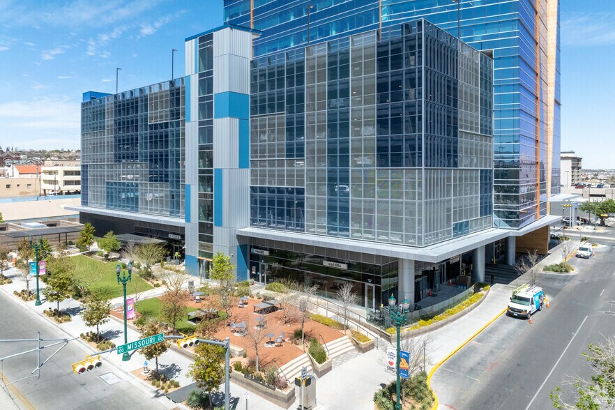 More Photos Of 601 N Mesa St, El Paso Office For Lease