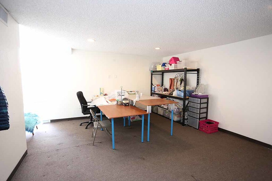 More Photos Of 4023 W Oquendo Rd, Las Vegas Warehouse For Sale