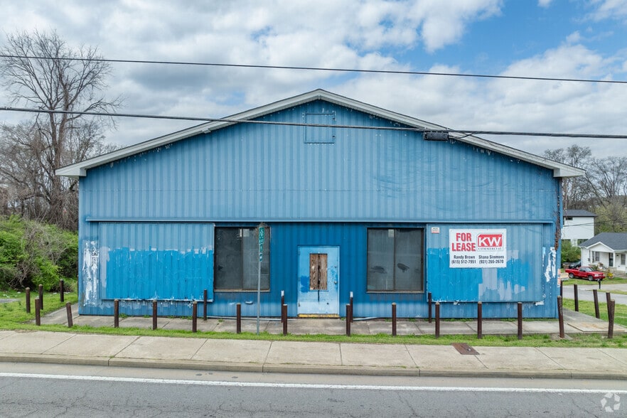 More Photos Of 2208 Dickerson Pike, Nashville Warehouse For Lease