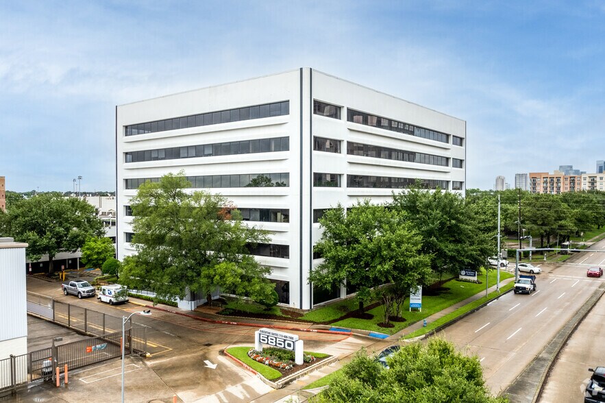 More Photos Of 5850 San Felipe St, Houston Office For Lease