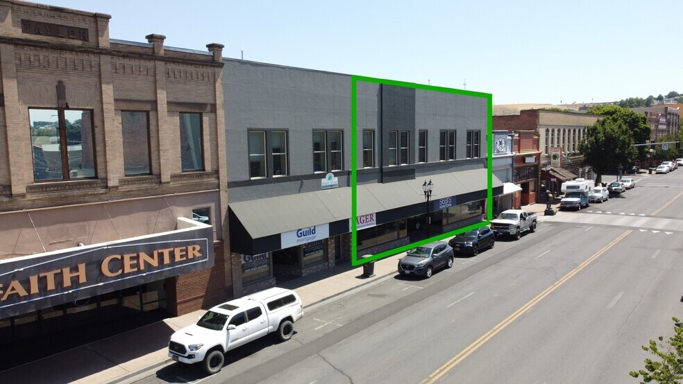 More Photos Of 124 S Main St, Pendleton Storefront Retail Office For Lease