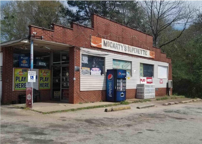 Primary Photo Of 398 Martin Luther King Dr, Thomaston Convenience Store For Sale