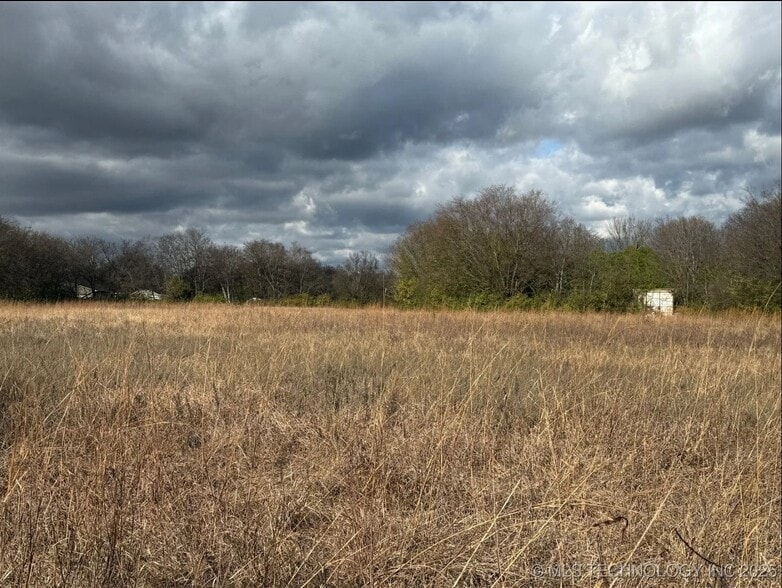 More Photos Of 7601 E 76th St N, Owasso Freestanding For Sale