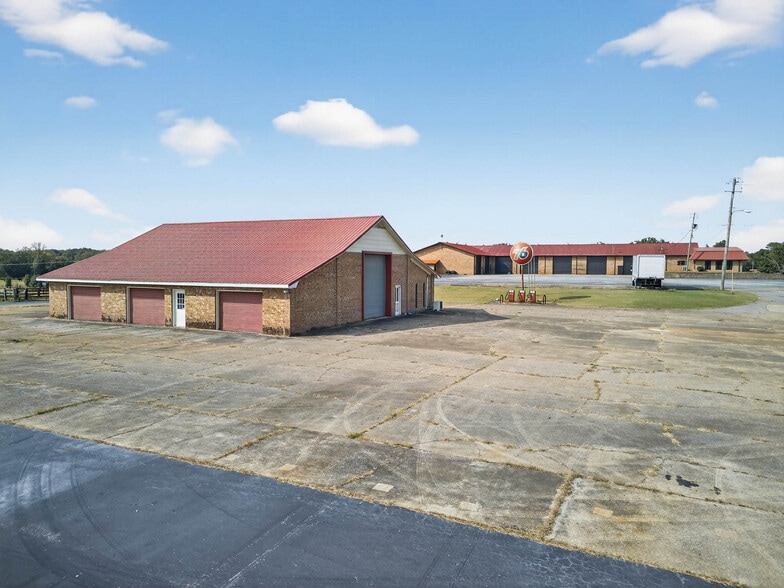 More Photos Of 221 John Ray Ln, Eastaboga Industrial For Sale