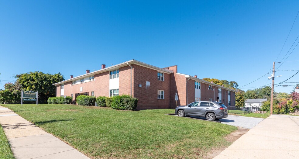 More Photos Of 1214 Walker Ave, Baltimore Apartments For Sale