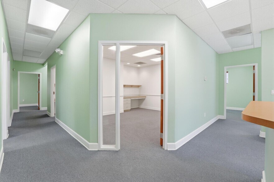 More Photos Of 344 S Woodland Blvd, Deland Office For Sale