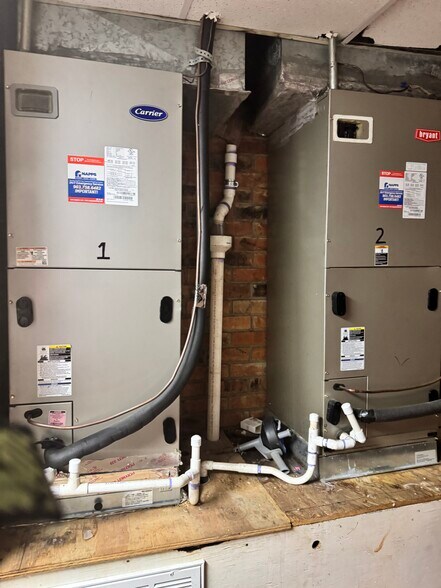 More Photos Of 902 W Panola St, Carthage Freestanding For Lease