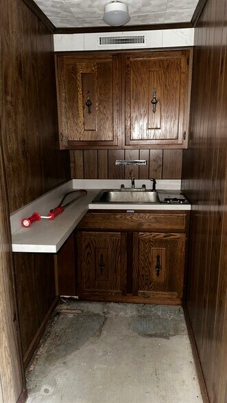 More Photos Of 156 NJ-45, Mannington Township Storefront Retail Office For Lease