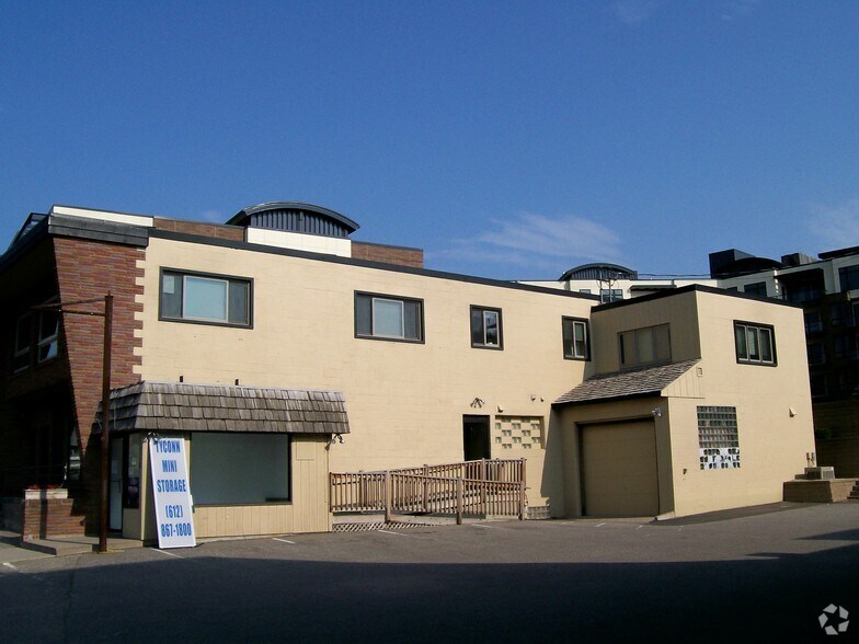 More Photos Of 4030-4032 Shoreline Dr, Spring Park Storefront Retail Office For Lease
