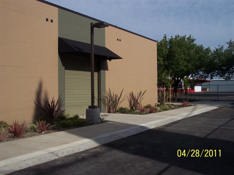 More Photos Of 912 5th St, Davis Coworking Space