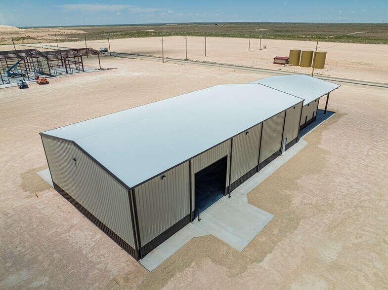 More Photos Of 16751 W Basin St, Odessa Warehouse For Lease