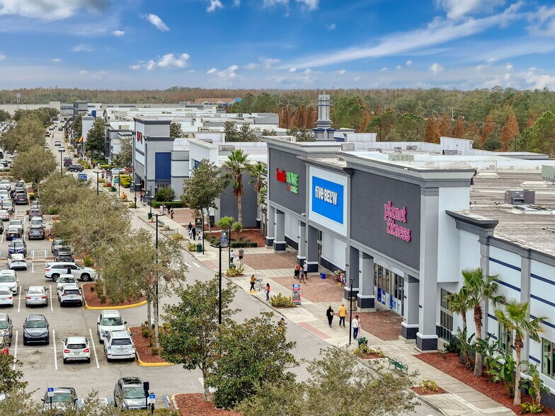 More Photos Of 5798 Oakley Blvd, Wesley Chapel General Retail For Lease