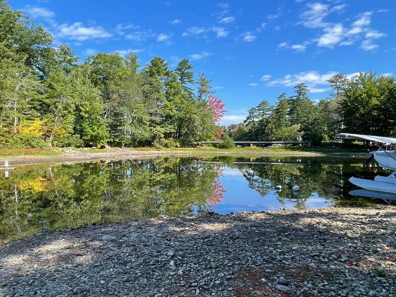 More Photos Of 309 Shaker Rd, Gray Specialty For Sale