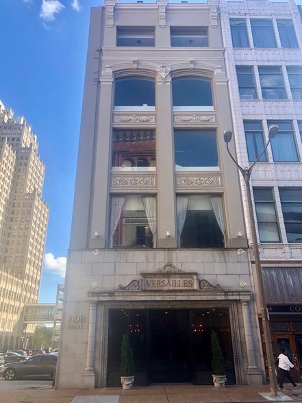 Primary Photo Of 1108 Olive St, Saint Louis Office For Sale