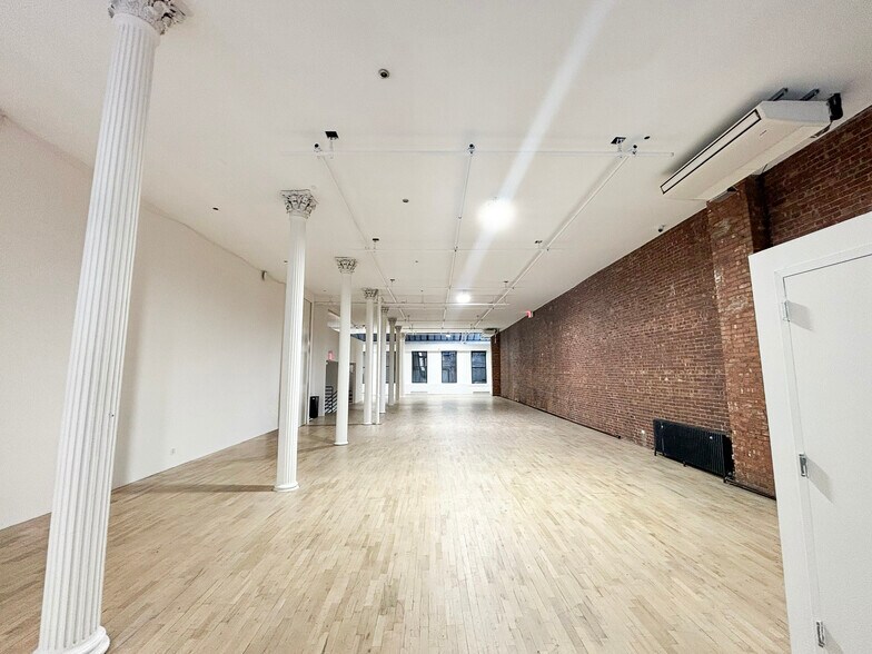 More Photos Of 21 Greene St, New York Multifamily For Sale