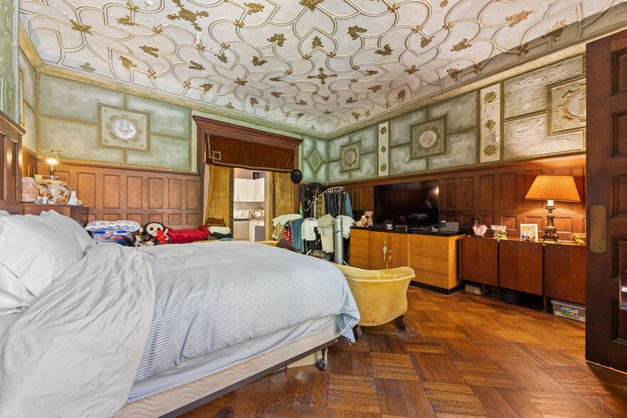More Photos Of 311 W 78th St, New York Apartments For Sale
