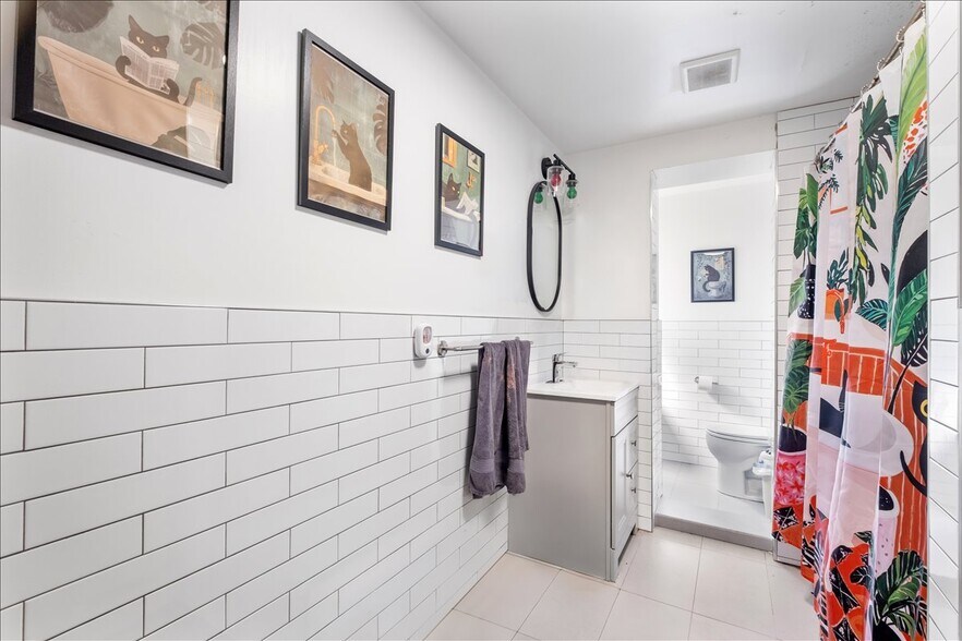 More Photos Of 97 Waverly St, Yonkers Apartments For Sale