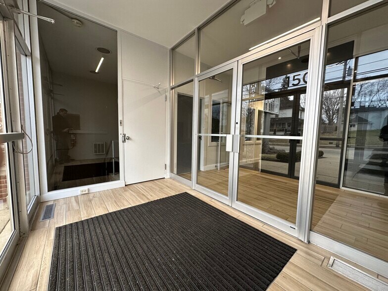 More Photos Of 150 E Broadway St, Covington Bank For Sale