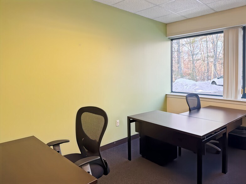 More Photos Of 15 Constitution Dr, Bedford Coworking Space