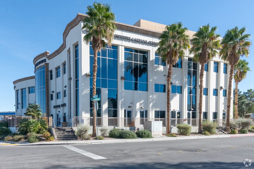 Primary Photo Of 2705 W Horizon Ridge Pky, Henderson Medical For Lease