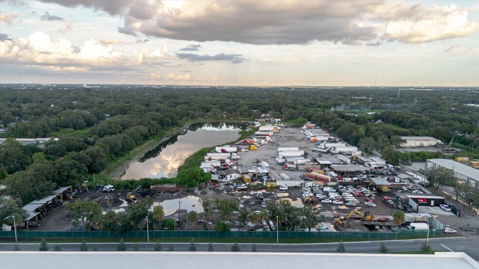 More Photos Of 5404 24th Ave S, Tampa Auto Salvage Facility For Sale