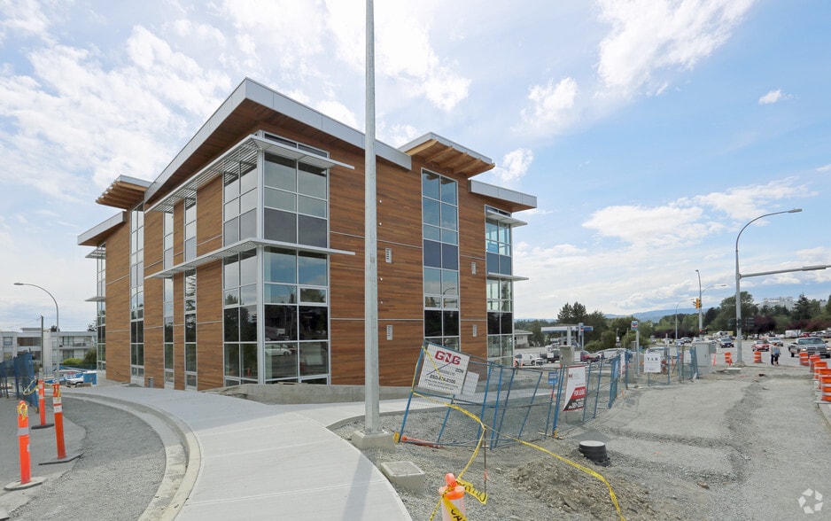 Primary Photo Of 3645 Tillicum Rd, Saanich Medical For Lease