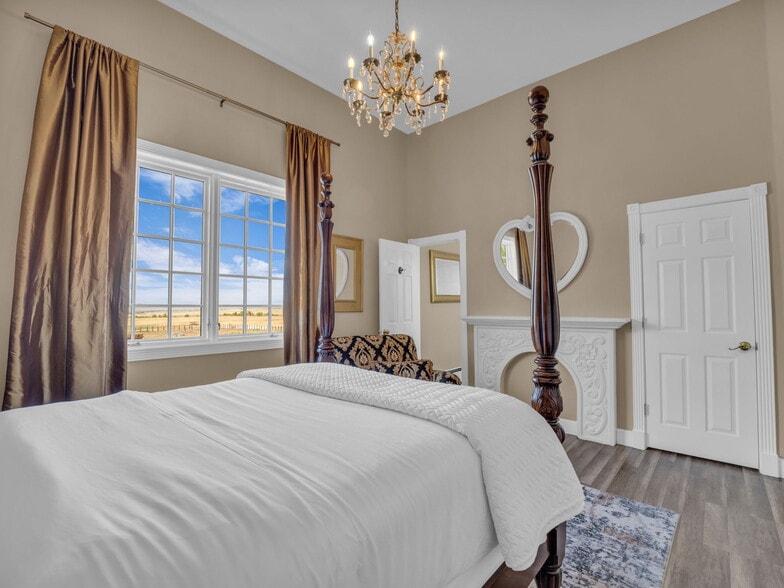 More Photos Of 135 E 200 N, Kanosh Hospitality For Sale