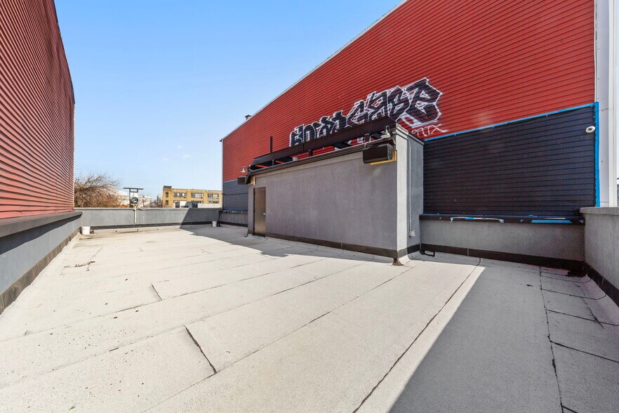 More Photos Of 1041 Flushing Ave, Brooklyn Restaurant For Sale