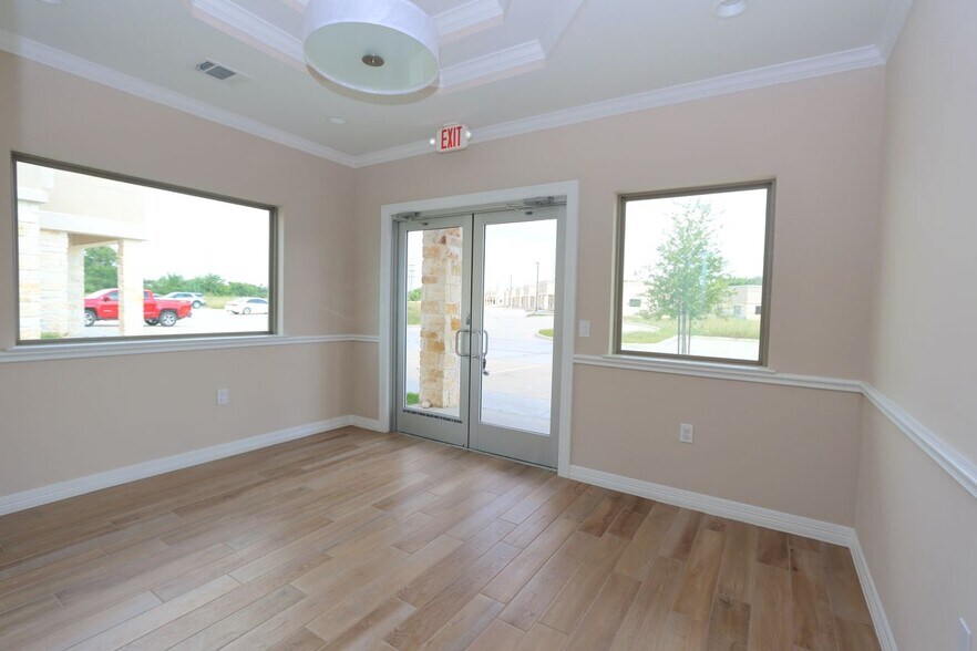 More Photos Of 16310 State Highway 249, Houston Showroom For Sale