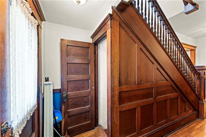 More Photos Of 600 E Maiden St, Washington Office Residential For Sale