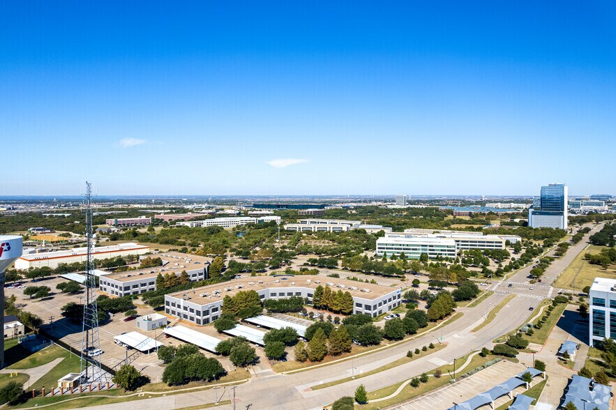 More Photos Of 6100 Tennyson Pky, Plano Unknown For Lease