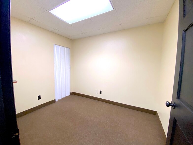 More Photos Of 901 E Oak St, Kissimmee Medical For Lease