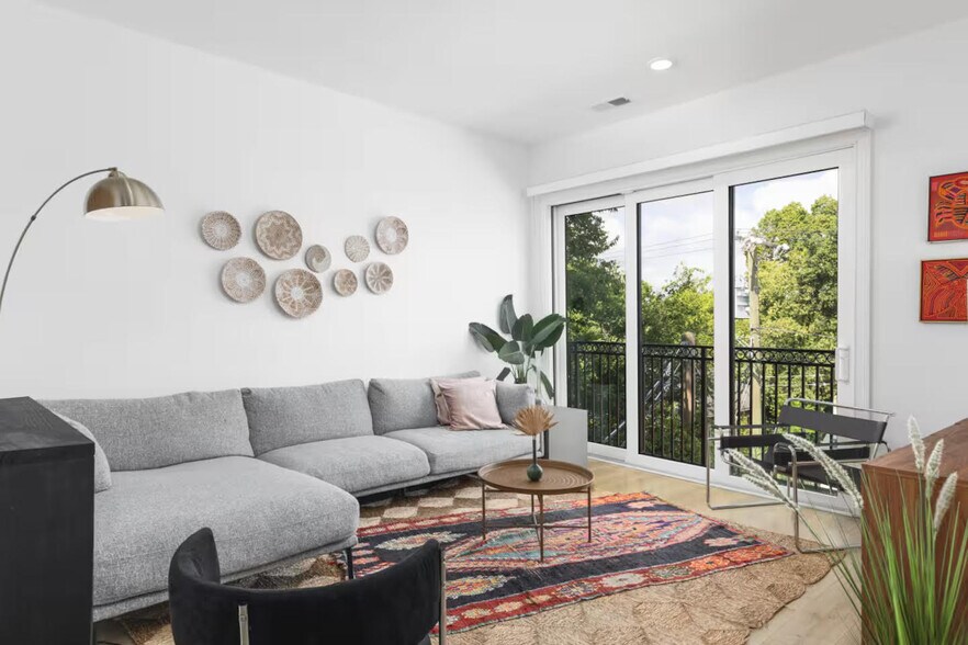 More Photos Of 400 Douglas Ave, Nashville Apartments For Sale