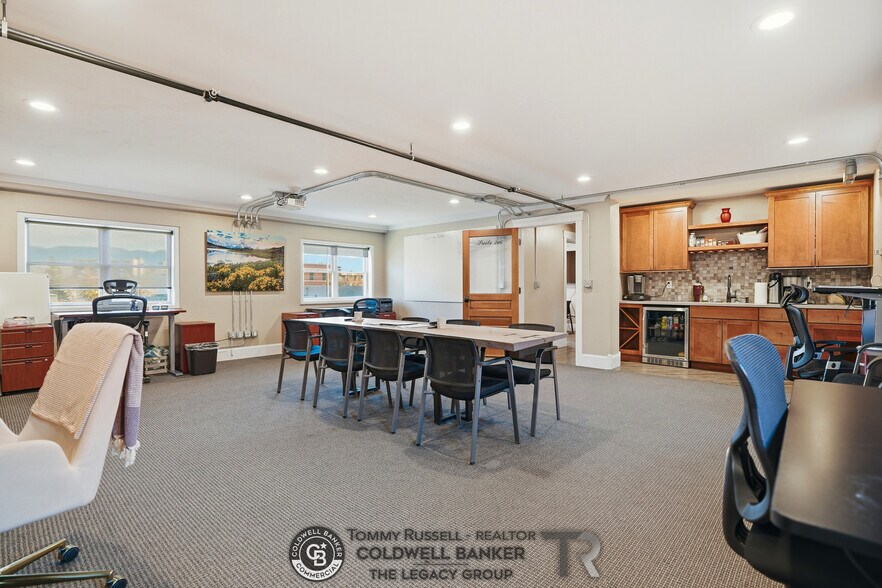 More Photos Of 259 S Center St, Casper Office For Sale