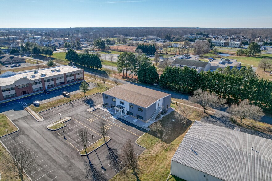 More Photos Of 1241 College Park Dr, Dover Loft Creative Space For Lease