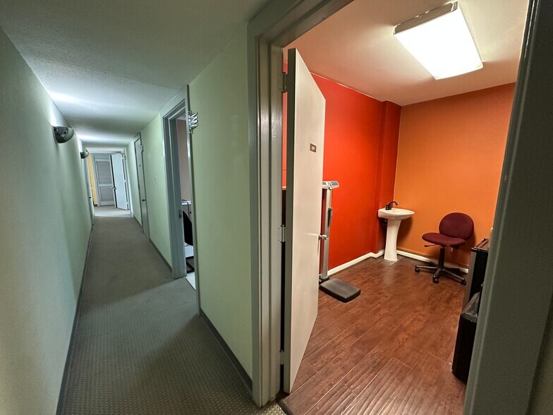 More Photos Of 2317 Fannin St, Houston Office For Sale