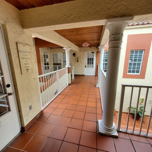 More Photos Of 7707 N University Dr, Tamarac Medical For Lease