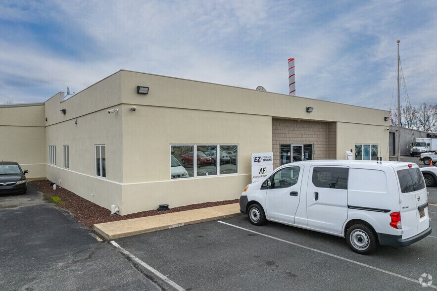 More Photos Of 17573 S Dupont Hwy, Harrington Warehouse For Lease