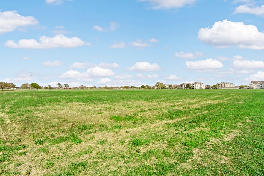 More Photos Of Memorial Blvd, Port Arthur Land For Sale
